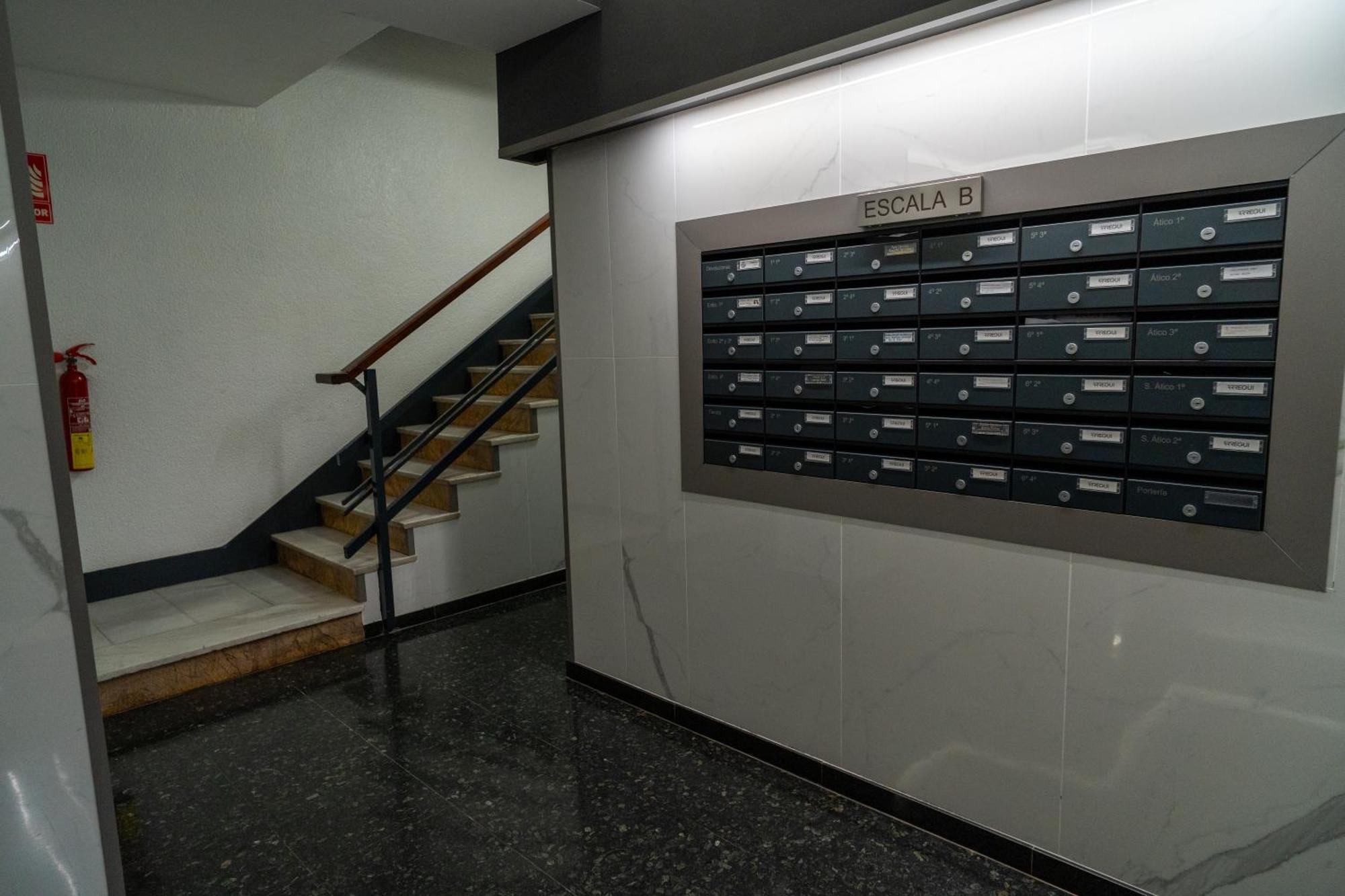 Holidaysbcn Rooms Барселона Экстерьер фото